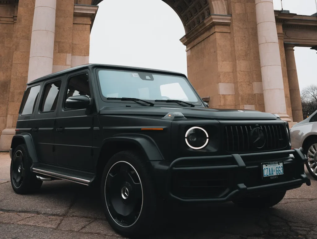 Black mercedes g wagon
